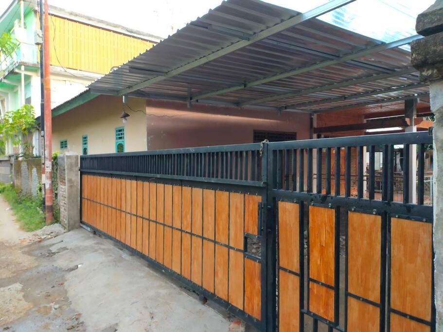 Mango Room Mandalika Kuta  Εξωτερικό φωτογραφία
